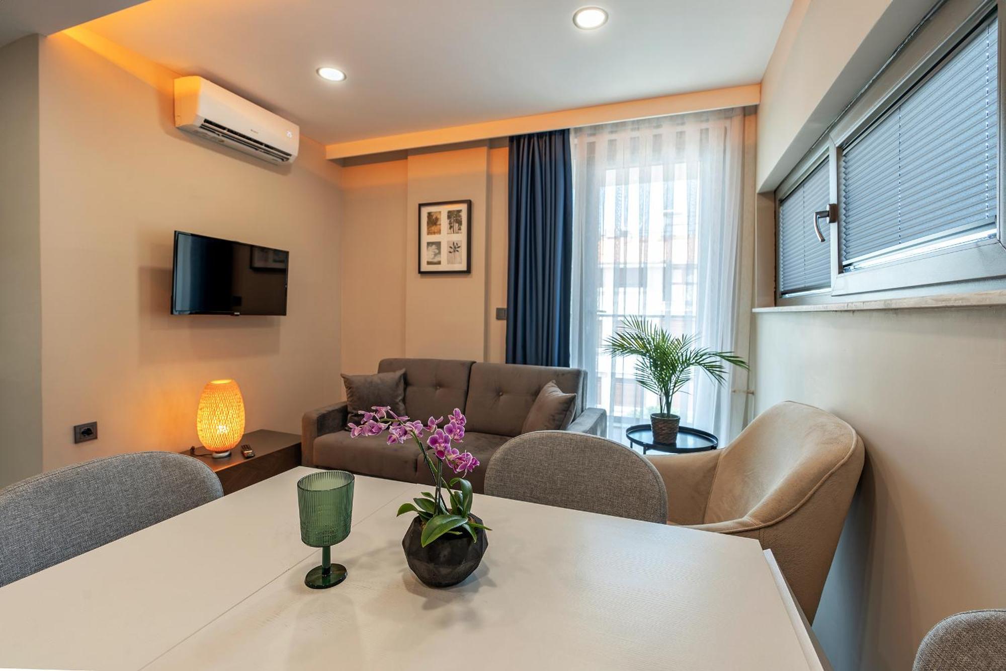 Doqu Suites Hotel Анталия Екстериор снимка