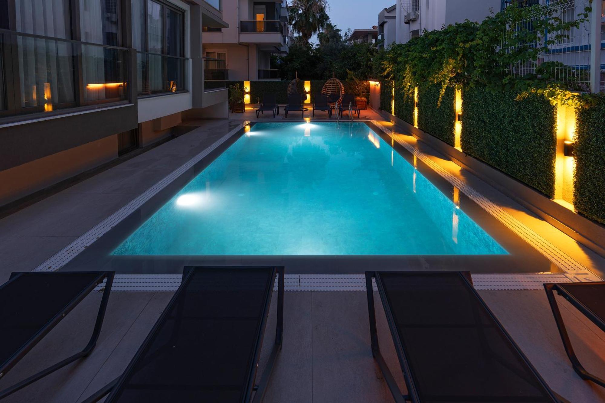Doqu Suites Hotel Анталия Екстериор снимка